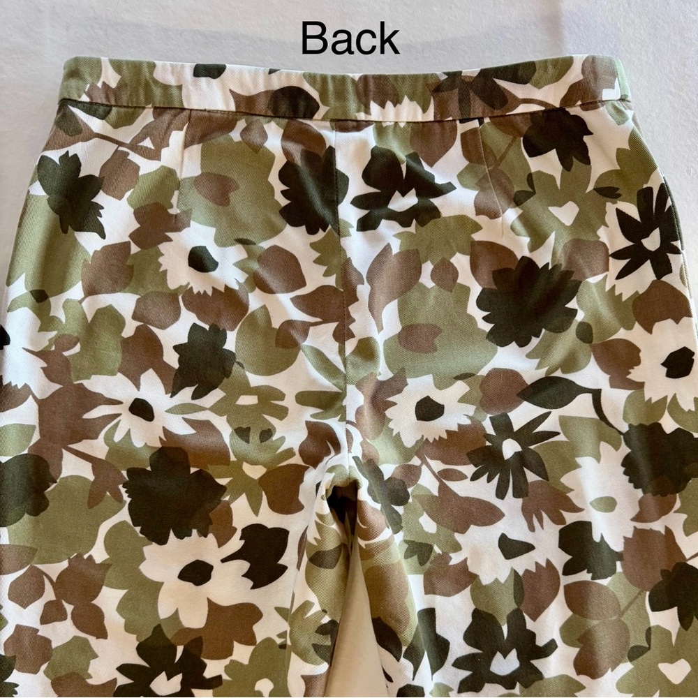 KORS MK Smooth Front Y2K Floral Camo Cropped Pants (4) - Picture 11 of 16